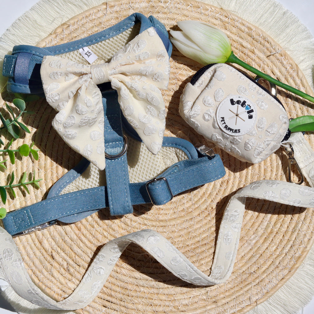 Set pettorina in jeans chiaro - eleganza per occasioni speciali!